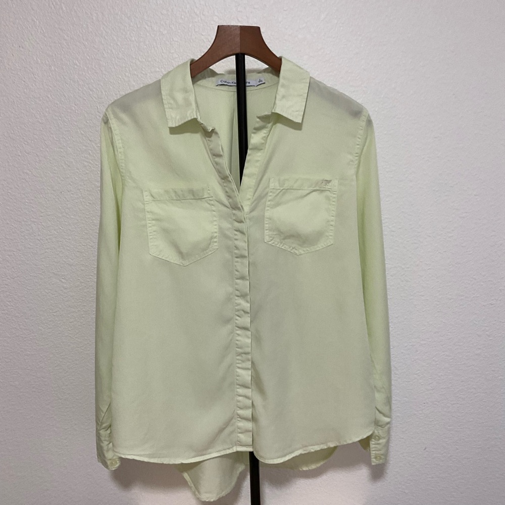 Calvin Klein Women's Long Sleeve Button-Down Shirt Top - Size M